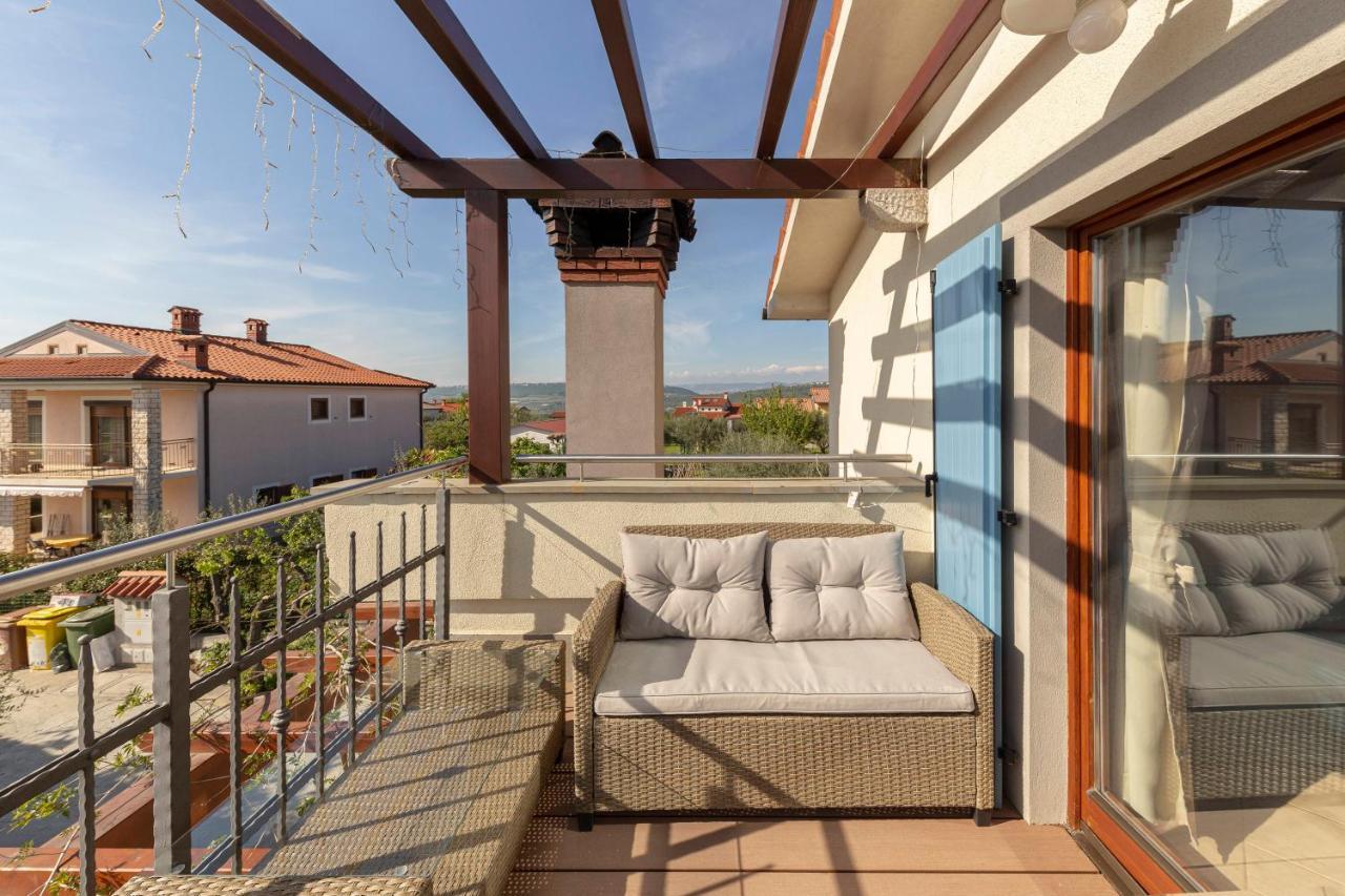 Apartma Koper Pobegi Exterior foto
