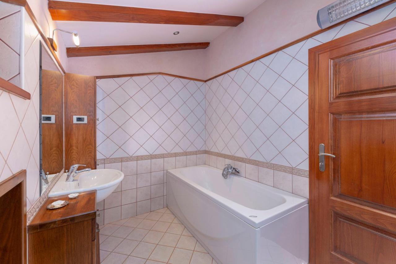 Apartma Koper Pobegi Exterior foto