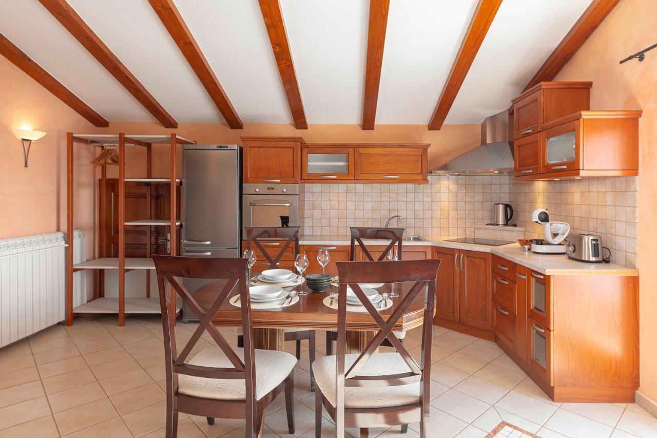 Apartma Koper Pobegi Exterior foto
